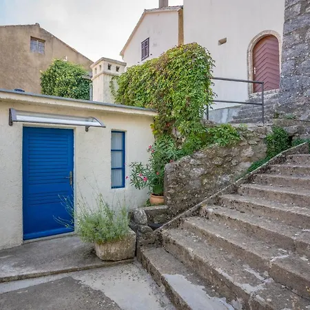 The Old Town House * Dobrinj