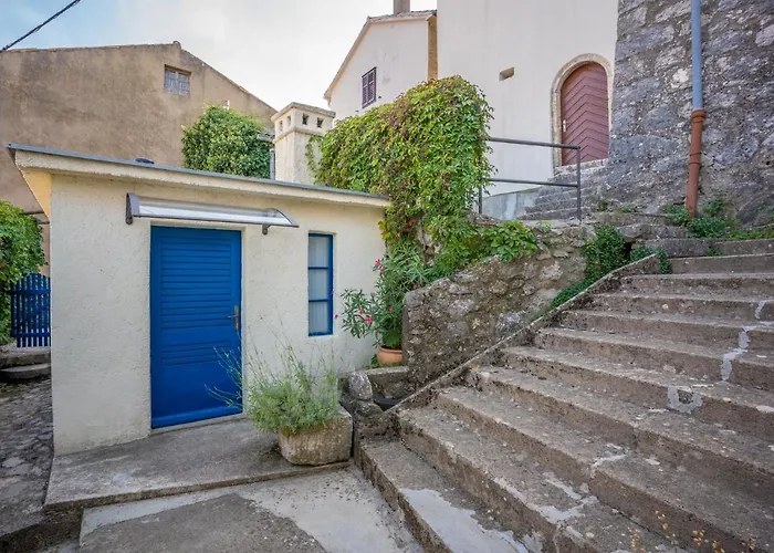 The Old Town House * Dobrinj