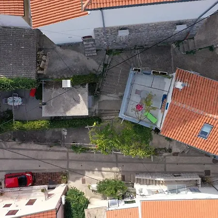 The Old Town House Vikendica Dobrinj